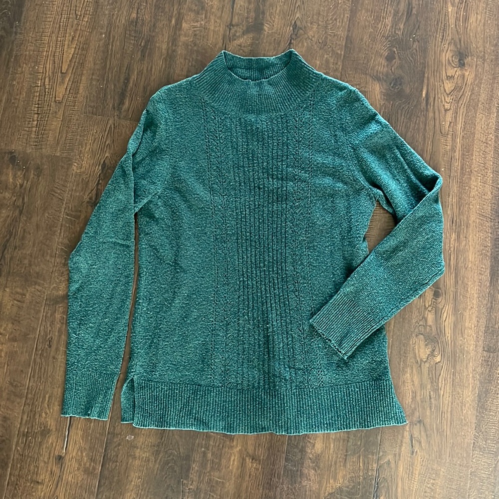 Women’s sweater